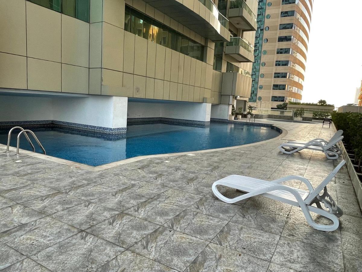 Sea View 1Br Apartment - Marina Pinnacle Dubai Exteriör bild