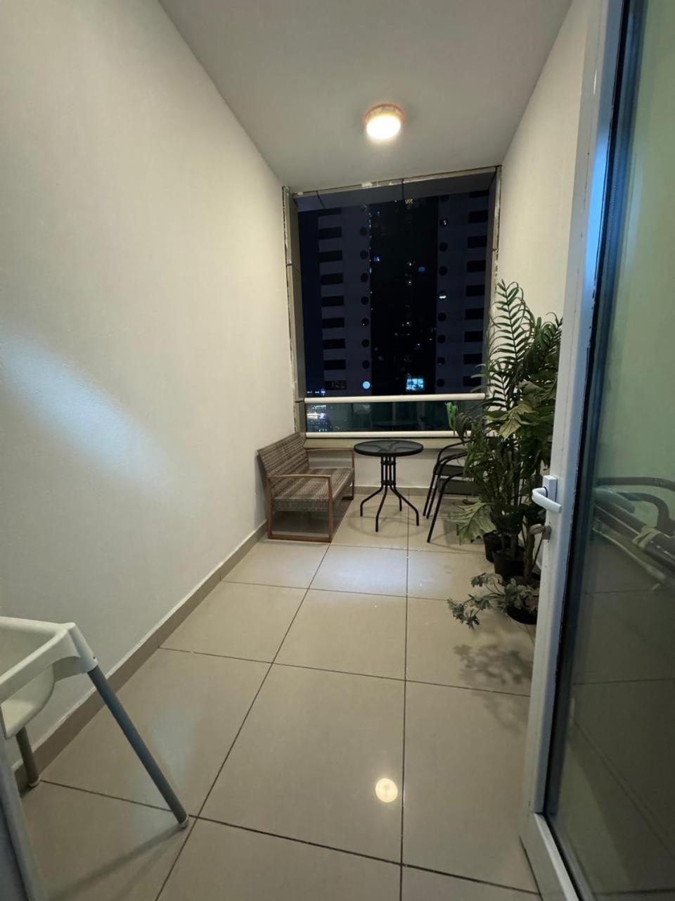 Sea View 1Br Apartment - Marina Pinnacle Dubai Exteriör bild