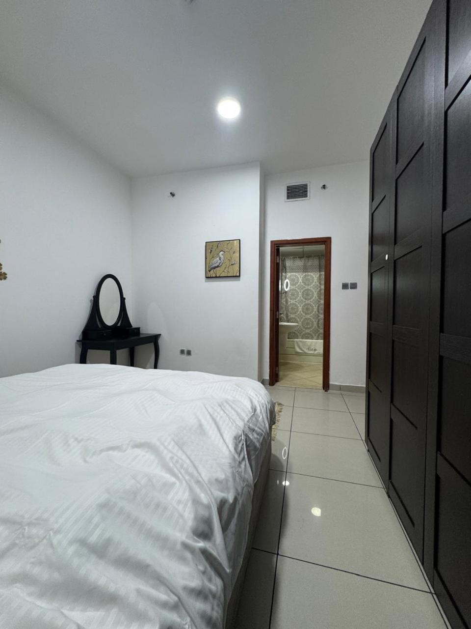 Sea View 1Br Apartment - Marina Pinnacle Dubai Exteriör bild